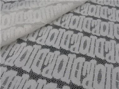 Vastag csipke szövet